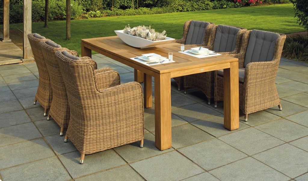 comparison-of-outdoor-furniture-materials