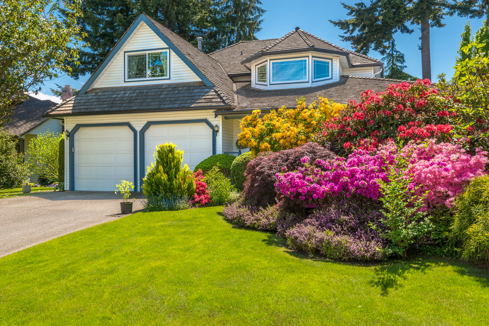 Five Ways Landscaping Boosts Curb Appeal